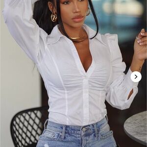 Fashion Nova White Fitted Button Down Shirt with Cuffed Sleeves